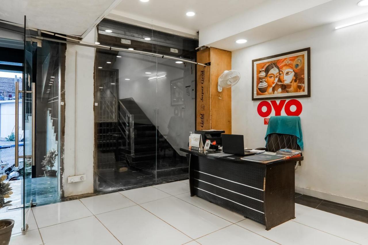Готель Oyo Flagship Krishna Regency Near Chaudhary Charan Singh International Airport Bijnaur Екстер'єр фото